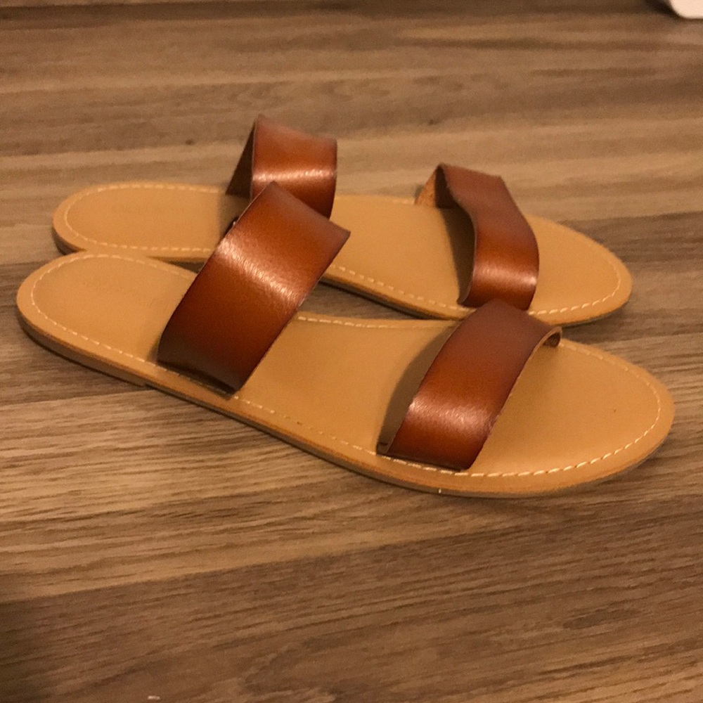 Faux leather sandal